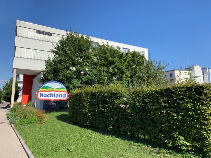 Bei der Hochland-Gruppe hat netgo mit dem effizientem Self-Service-Portal auf Basis von Matrix42 das IT-Service-Management optimiert.